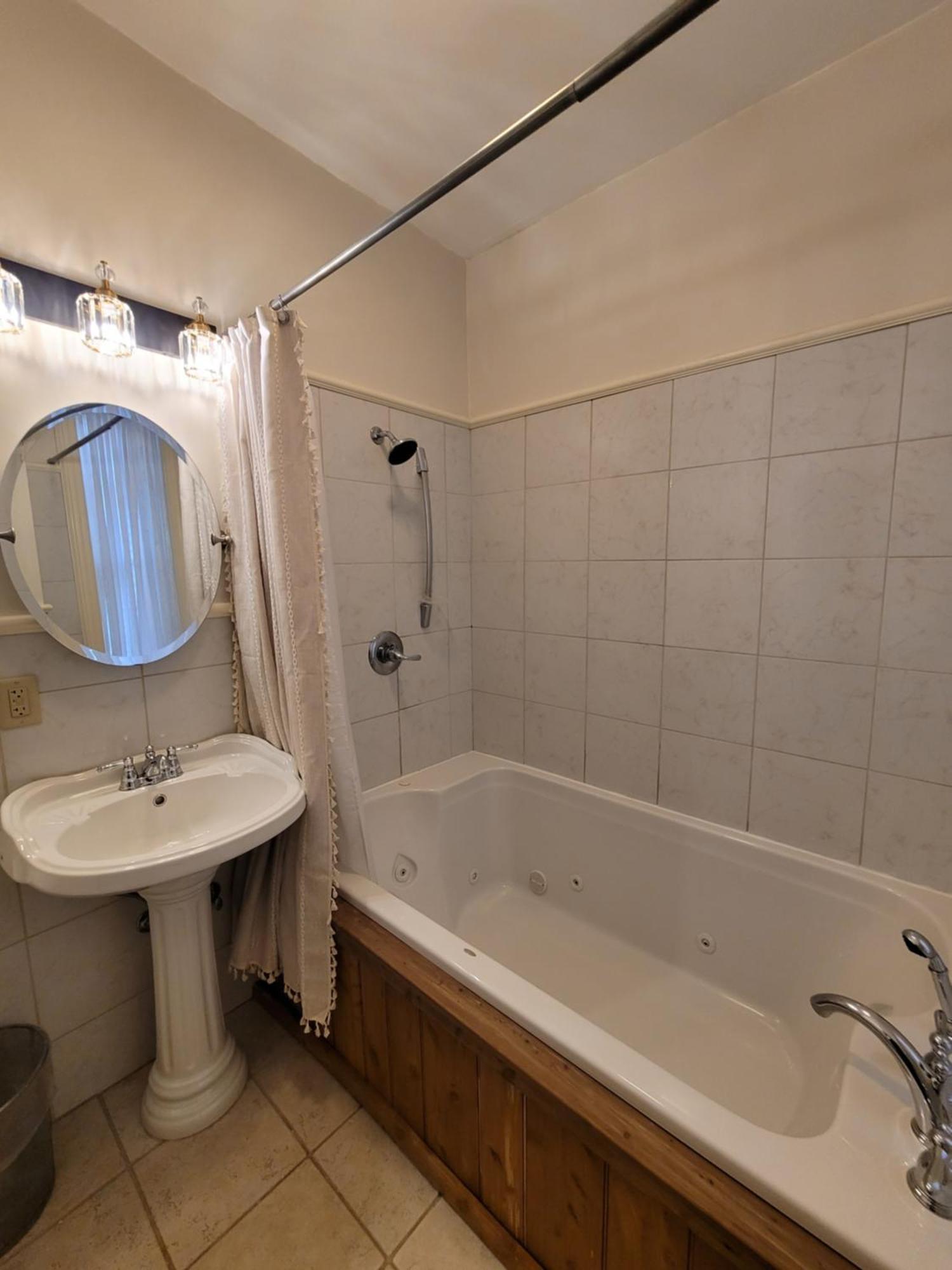 Historic Sion Bass Guest House Форт Уэйн Экстерьер фото